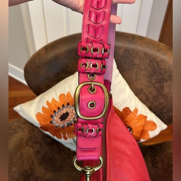 COACH BLEECKER XL HOBO 11423 BURNISHED LEATHER BRASS BUCKLE HANGTAG FUSCIA LNC! - Picture 13 of 17